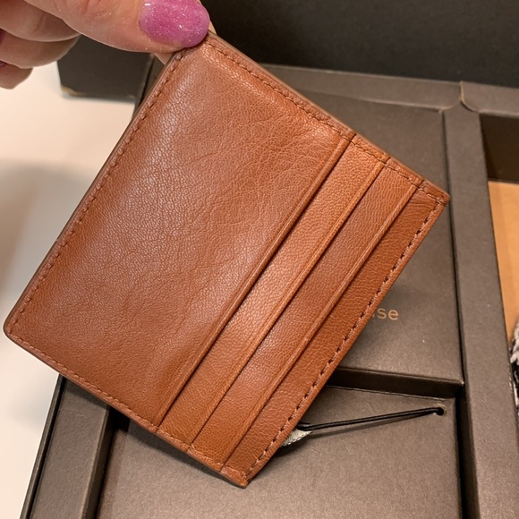 Frye Set 🌟 Beanie and Card Case - Picture 7 of 13